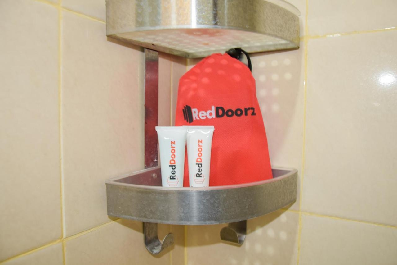 Reddoorz Apartment @ Serpong Green View Tangerang Buitenkant foto